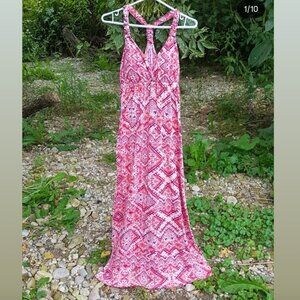 Gorgeous pink printed maxi dress.